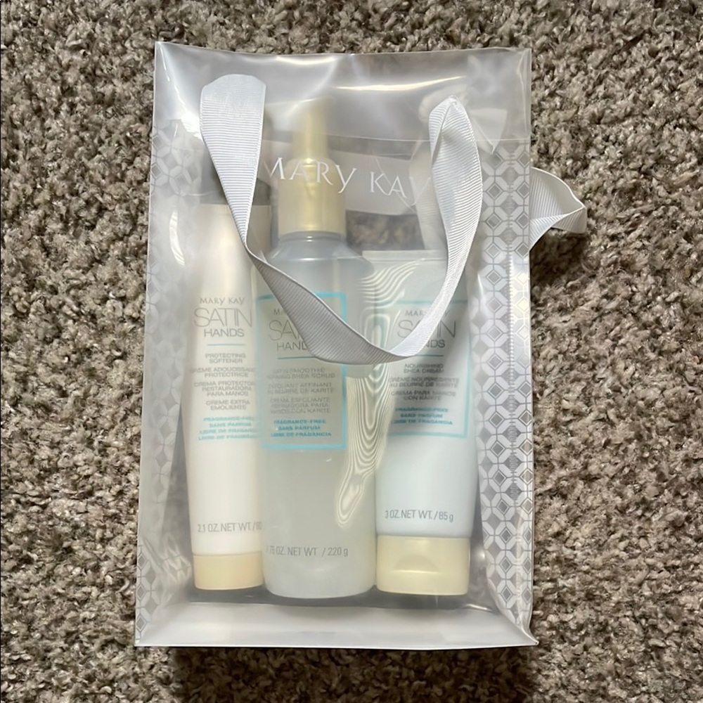 Mary Kay Satin Hands Pampering Set Fragrance-Free